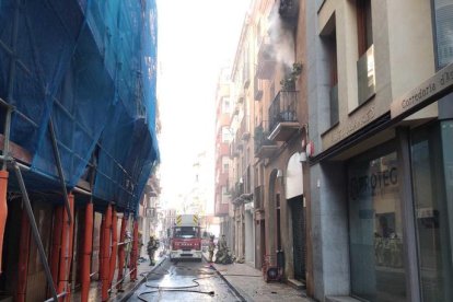 Incendi en un habitatge del carrer de l'Amargura de Reus
