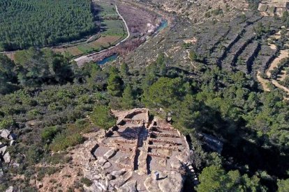 Els jaciments de Caseres i Vilalba dels Arcs estaven vinculats i pensats per a usos rituals