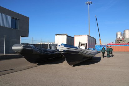 La Guardia Civil decomisa nueve narcolanchas en el litoral tarraconense y ebrense en los últimos dos años