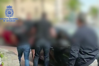Detenen a Salou un perillós fugitiu buscat per agredir brutalment un policia italià