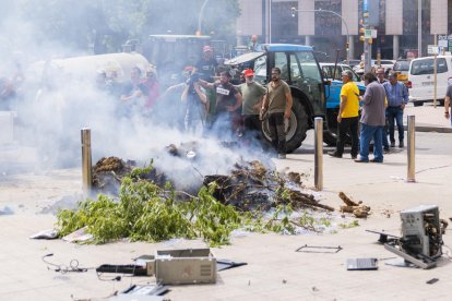 Els pagesos de Tarragona surten al carrer davant la falta de solucions per la sequera