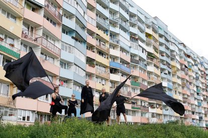 Caldodecultivo presenta «Exercisis de resistencia» a Mèdol