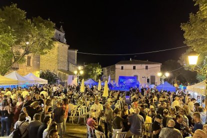 Más de 7.000 personas pasan por la 12.ª edición de la Feria de la Cerveza Artesana de Torredembarra