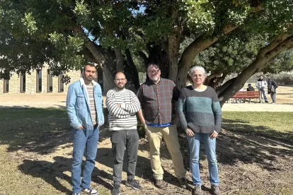 D’esquerra a dreta, Mahdi Gheitasi, Edgar Bustamante, Joan Alberich i Yolanda Pérez, els autors de l'estudi.
