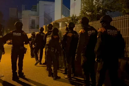 Els Mossos durant el dispositiu.