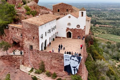 Imagen de la pancarta en Mont-roig