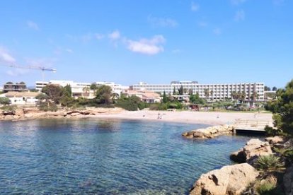 Imagen de la Cala Bon Capó de la Ametlla de Mar.