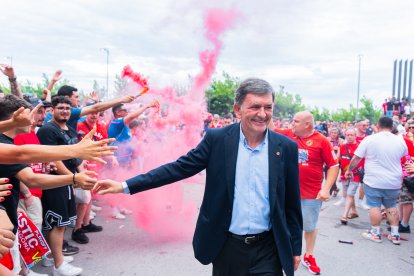 Arribada triomfal del president del Nàstic.