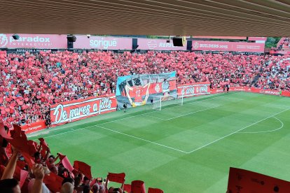 El tifo a Gol Nord.