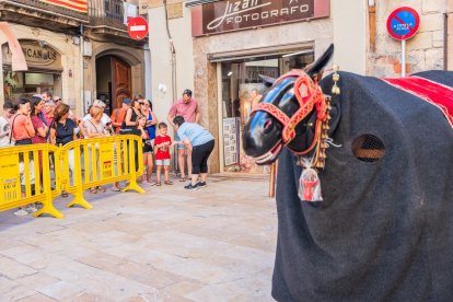 Entrega del chupete a la Mulassa.