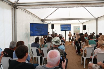 Thiago Rosero, de once años, durante su charla en la tercera edición del Delta Birding Festival Junior