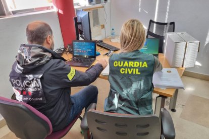 Els Mossos d'Esquadra i la Guàrdia Civil han treballat junts per desmantellar el grup criminal.