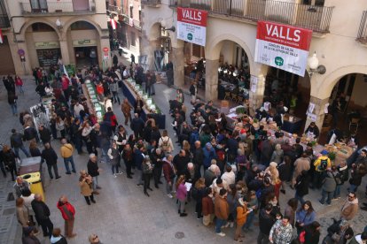La plaza del Blat,en el marco de la Gran fiesta de la calçotada de Valls también