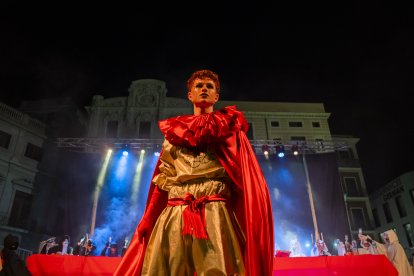 Imatge del pregó de Sa Majestat el Rei Carnestoltes de Reus.