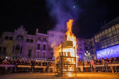 Últim adéu al Rei Carnestoltes.