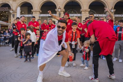 Celebración del ascenso a Segunda RFEF del Reus FC Reddis.