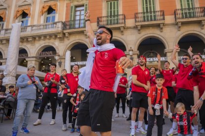 Celebración del ascenso a Segunda RFEF del Reus FC Reddis.