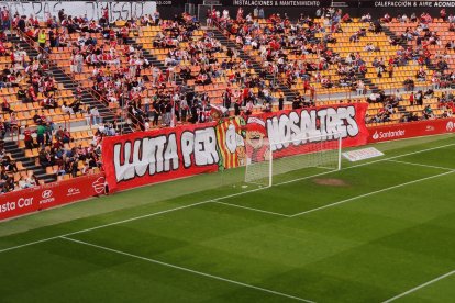 Tifo d'Orgull Grana.