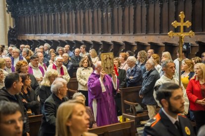 Missa en record del papa Francesc a la Catedral.