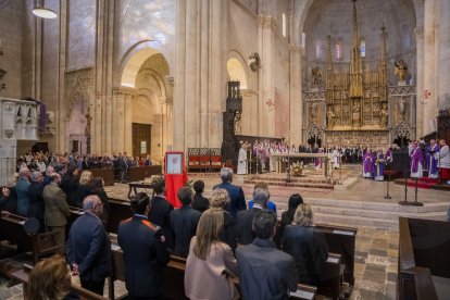 Missa en record del papa Francesc a la Catedral.