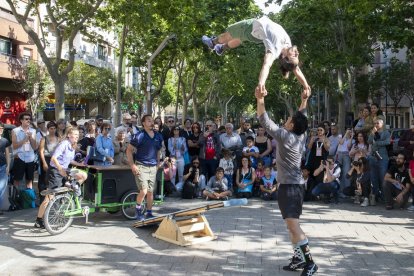 Un espectáculo de la Feria Trapezi.