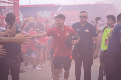 Imatge de la rebuda dels jugadors del Nàstic