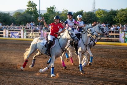 Una competició amb cavalls a Reus.