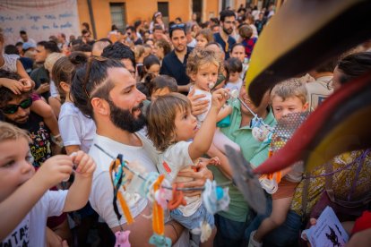 Lliurament de xumets a la Víbria.