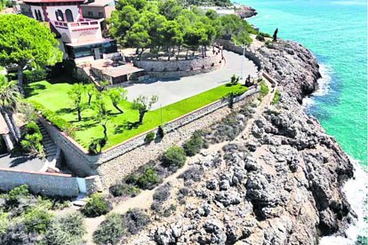 S'instal·laran elements com miradors panoramix i paraimires.