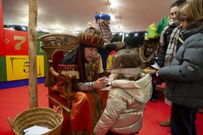 Recollida de cartes dels patges reials a Reus.