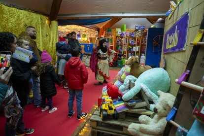 Recollida de cartes dels patges reials a Reus.