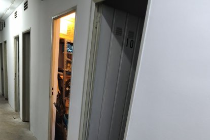 Imagen de los trasteros abiertos