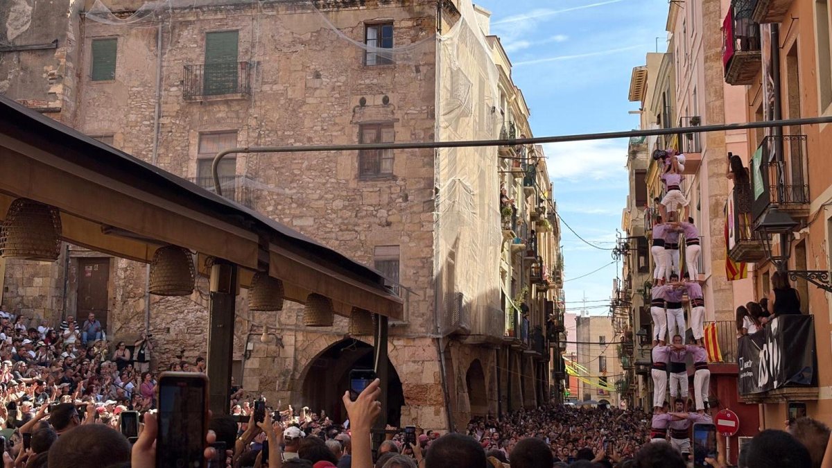 Imatge del 3d8 de la Colla Jove per la diada de la Mercè.