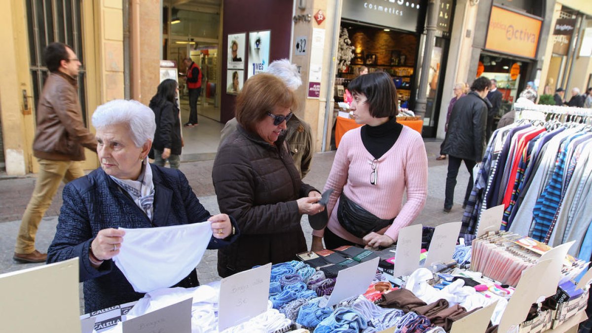 Botigues al carrer de Reus