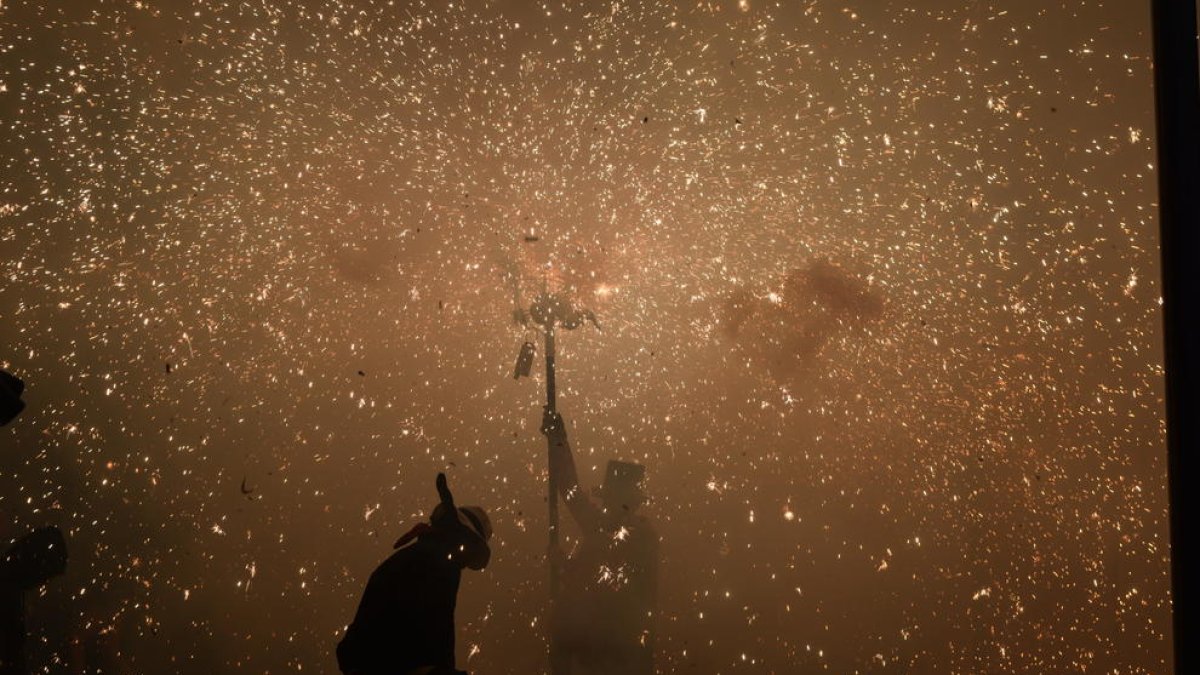 Correfoc de la Coordinadora de Balls de Diables Tradicionals.