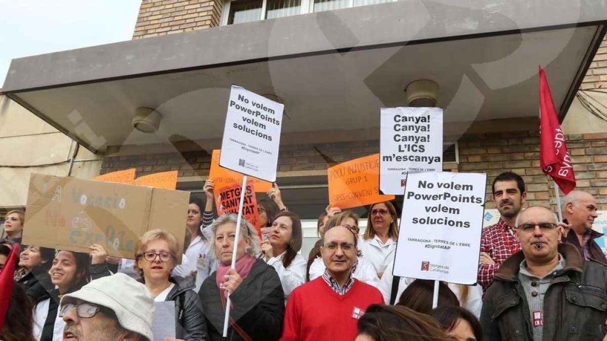 Concentració dels metges a Tarragona