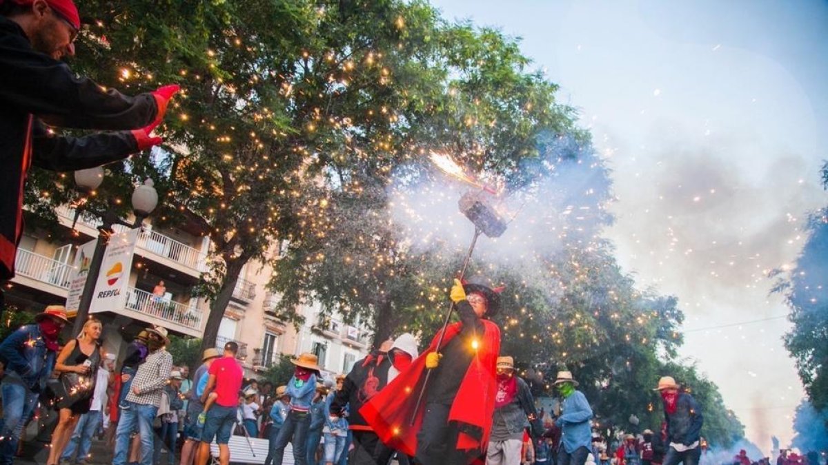 El Correfoc Petit de Santa Tecla va trascòrrer des del capdamunt de la Rambla Nova  fins la plaça Corsini