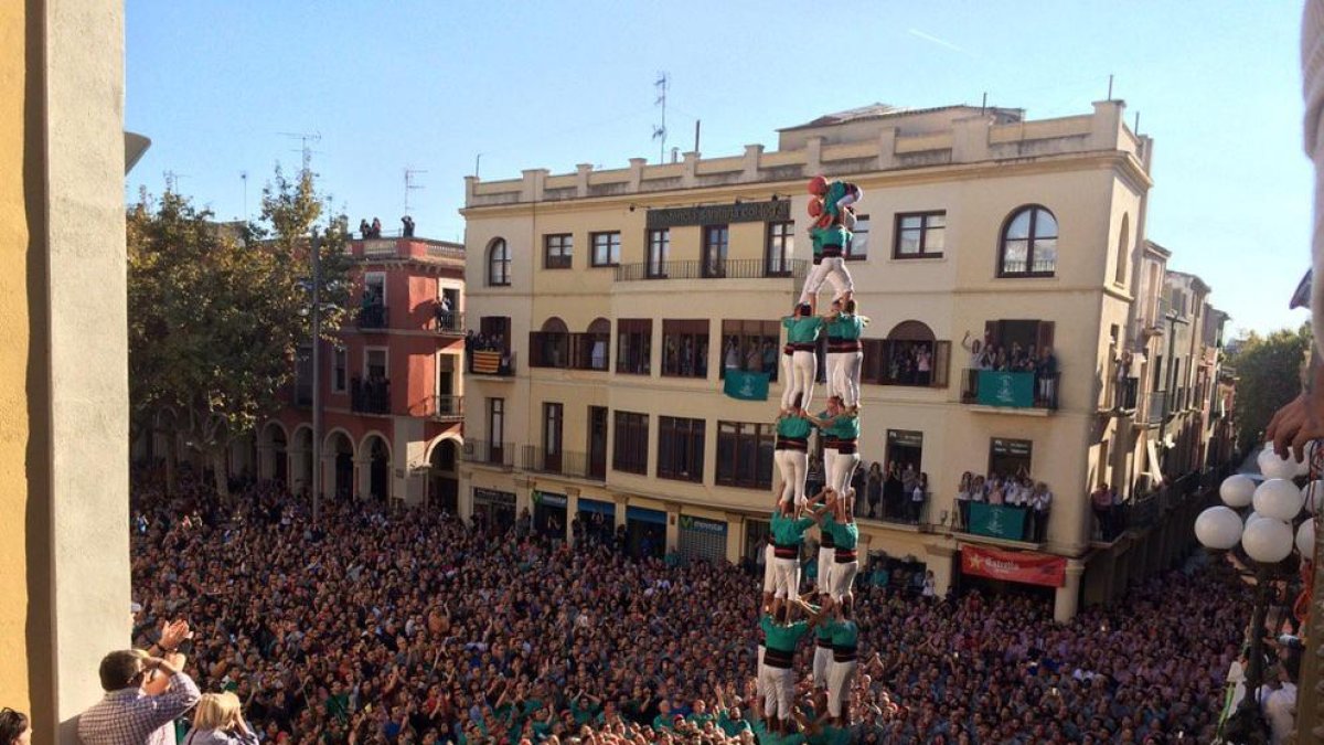 4de9 sense folre dels Castellers de Vilafranca a la quarta ronda.