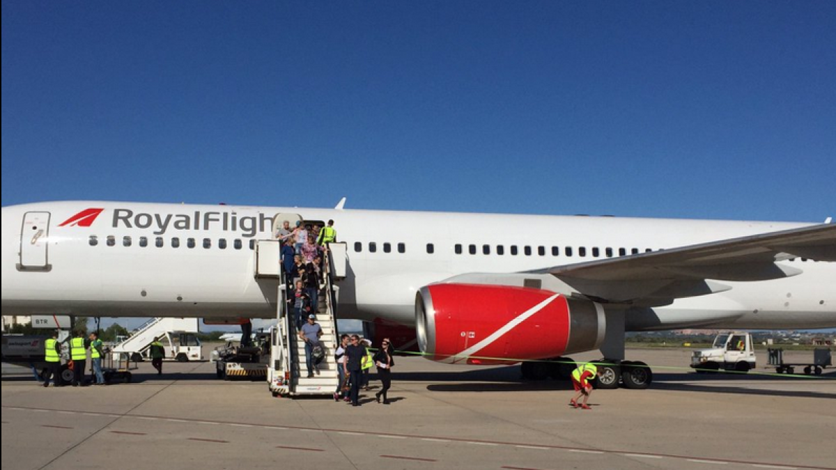 Los turistas van aterrizando en el Aeropuerto de Reus desde principios de abril.