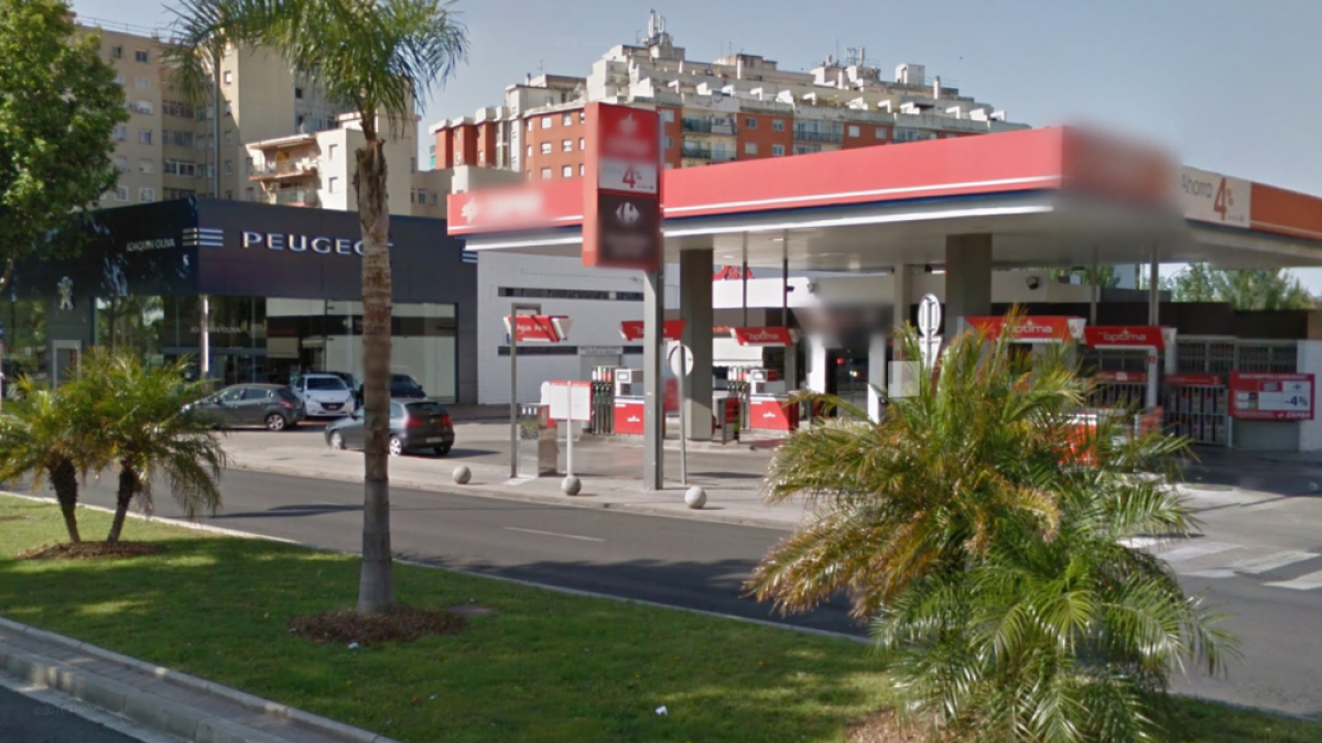 Pillado cuando estaba robando en una gasolinera de Reus a punta de cuchillo