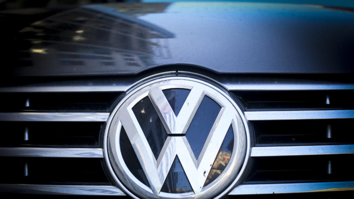 Almenys 27 afectats de Volkswagen a la província denuncien el grup