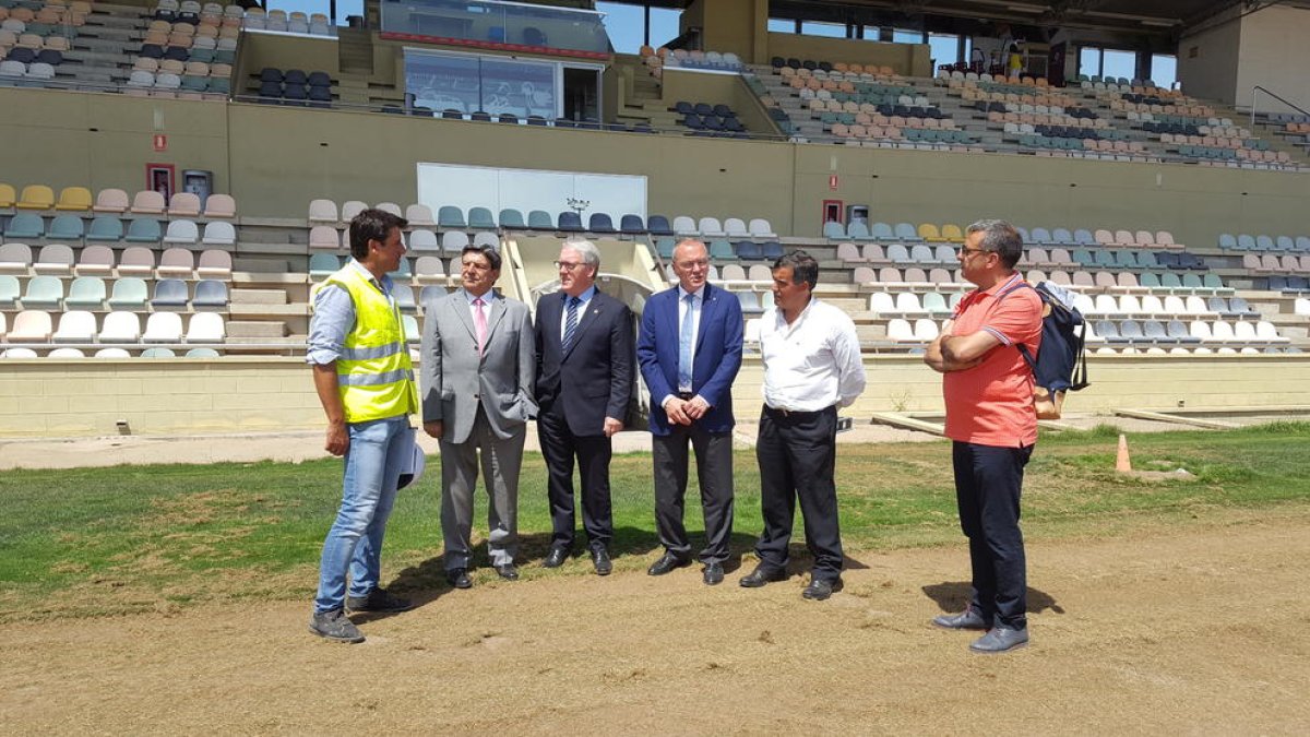 Poblet, Pellicer i el regidor Cervera, durant la visita