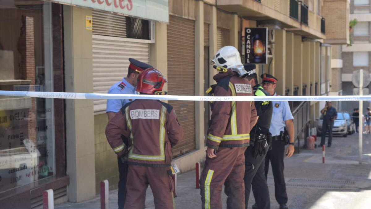 Explosión de butano con heridos en la avenida Catalunya