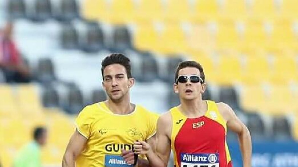 «Gràcies a la pèrdua de visió he aconseguit arribar tan lluny en l'atletisme»