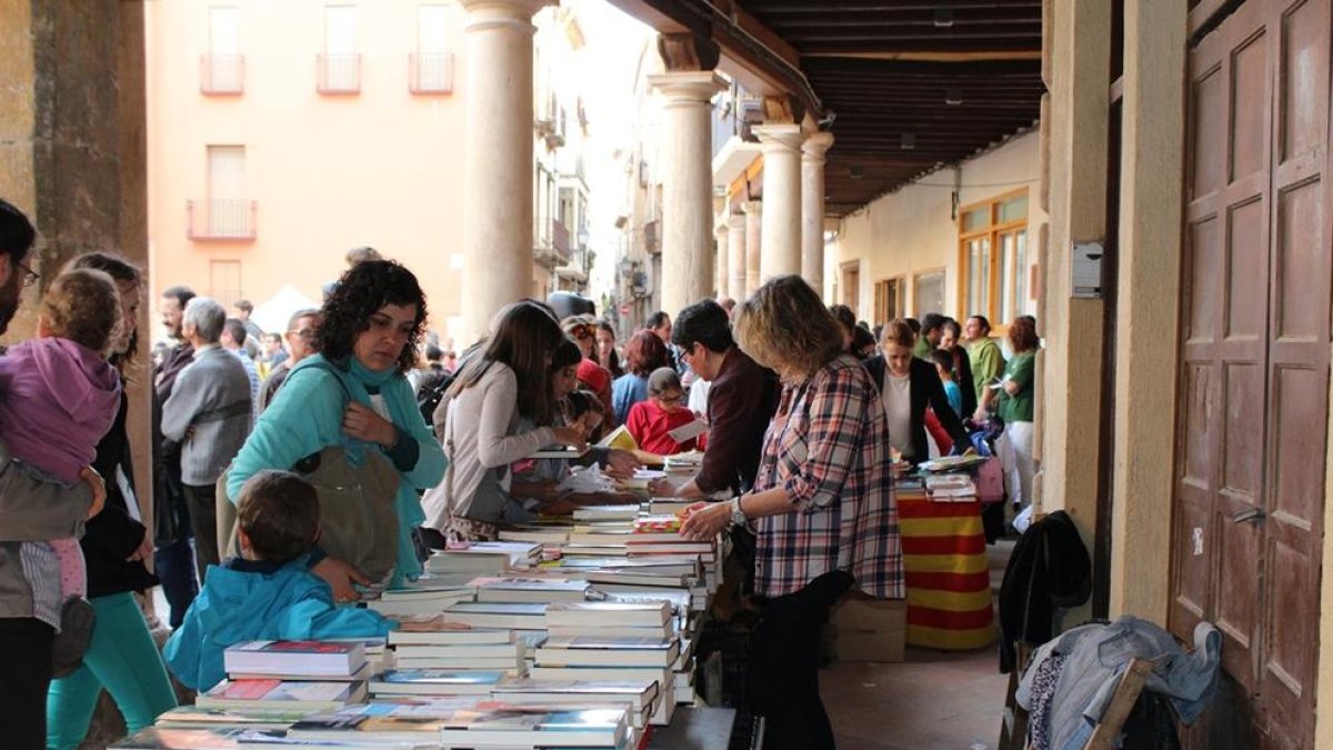 Alcover viu dos caps de setmana plens de cultura per celebrar Sant Jordi