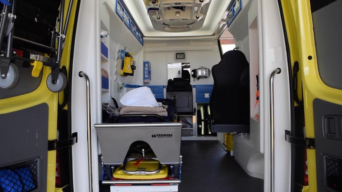 L'interior d'una ambulància.