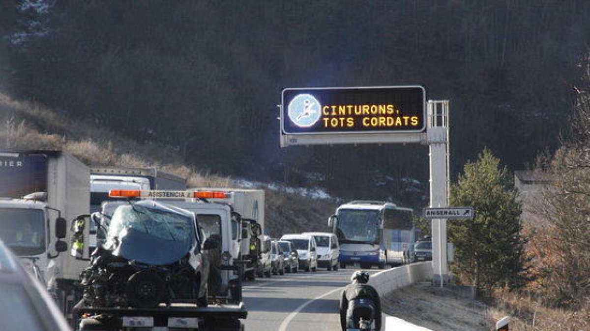 Tres víctimes mortals aquest cap de setmana a les carreteres catalanes.