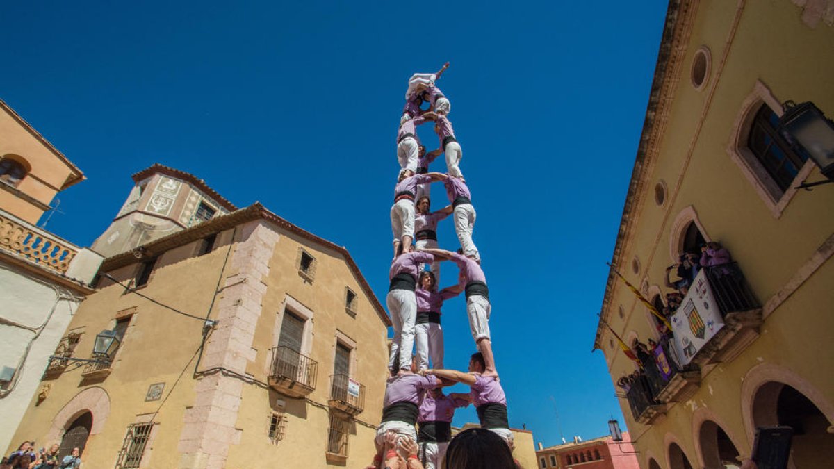 3 de 8 de la Colla Jove Xiquets de Tarragona