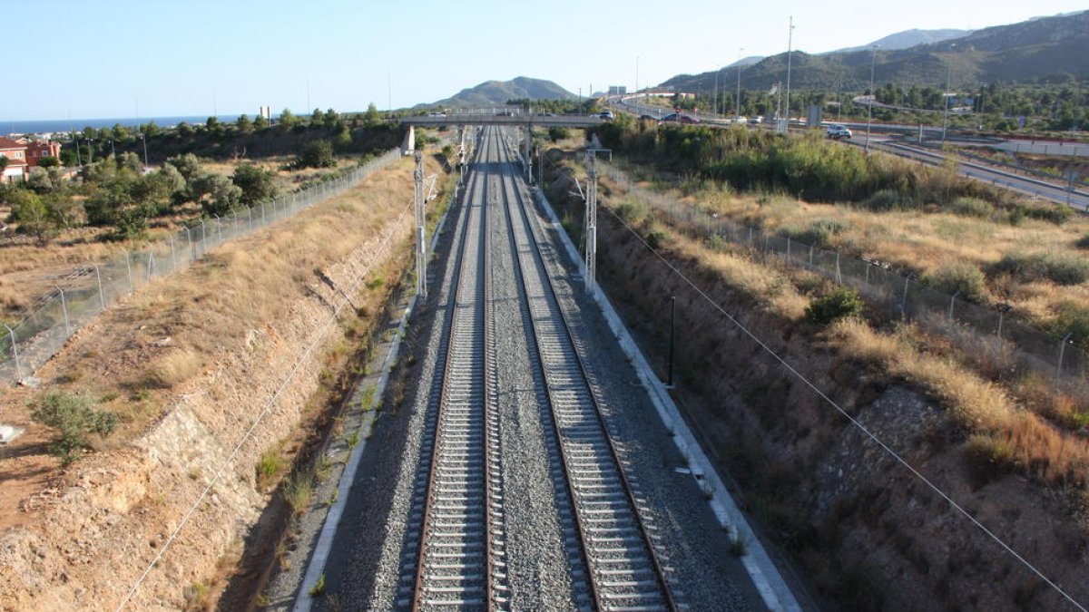 Imatge del Corredor del Mediterrani al seu pas per Vandellòs-Hospitalet de l'Infant.