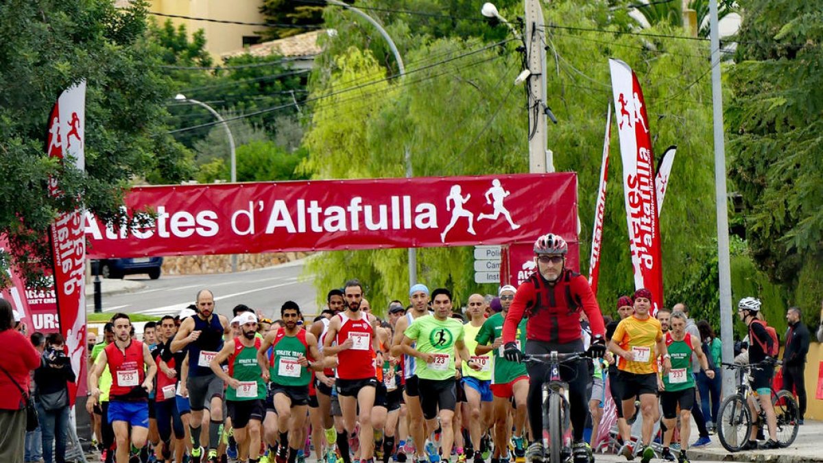 La 3ª edición de la Cursa de Tardor de Altafulla se celebró el 1 de noviembre, día de Todos los Santos.